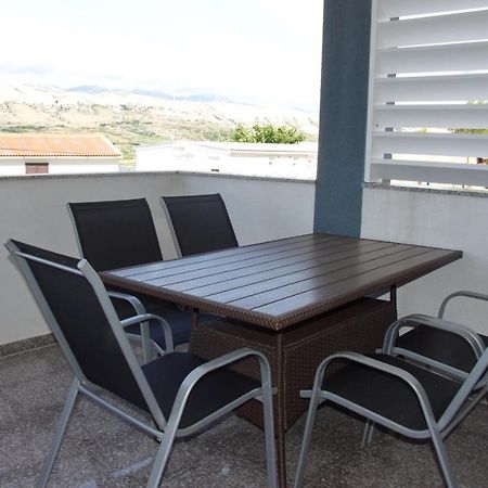 Apartments Sv. Jelena 2 Pag Town Bagian luar foto